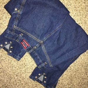 Button Cropped Rockies